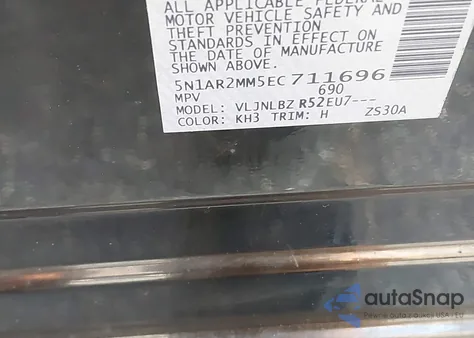 2014 Nissan Pathfinder S z USA, uszkodzony, nr VIN 5N1AR2MM5EC711696